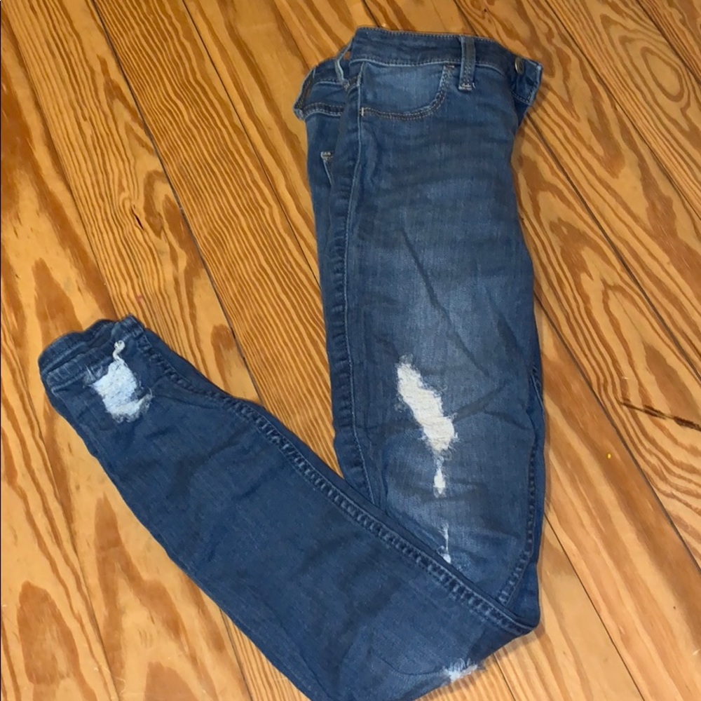 Jeans - Picture 2 of 3